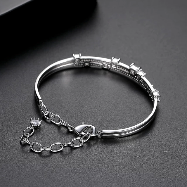 Elegant White Stone Bracelet