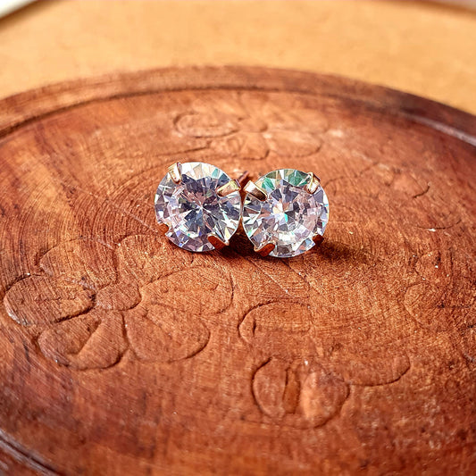 Sparkling Solitaire Earring