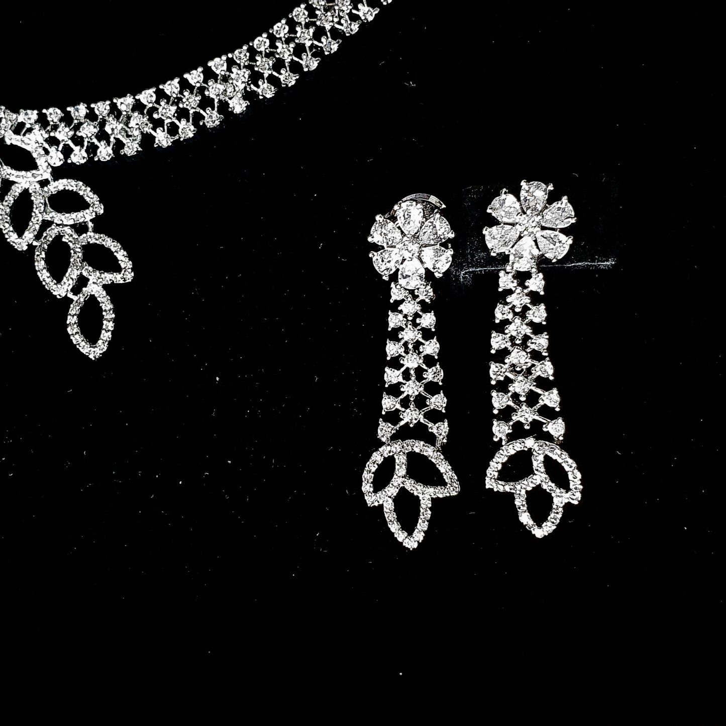 Elegant Diamond Necklace