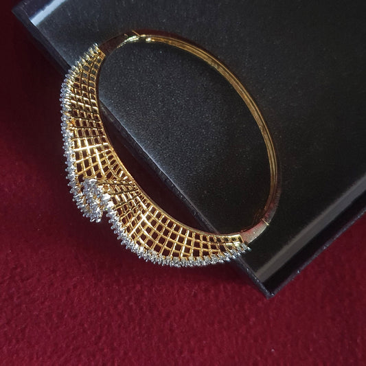 Unique Mesh Gold Bracelet