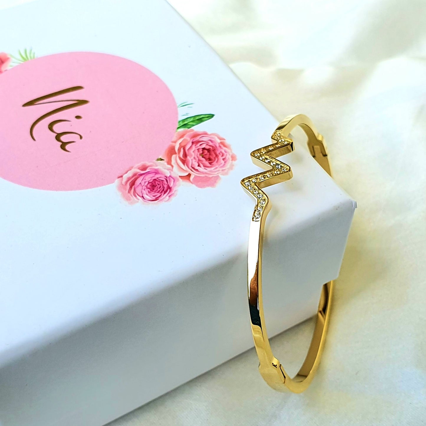 Water Resistant Gold Life Bracelet