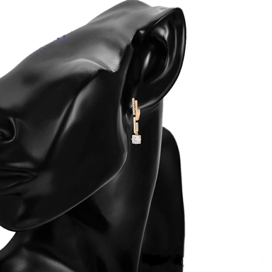 Stylish Gold Earring with Princess cut Stone