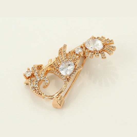 Beautiful Peacock Feather Brooch