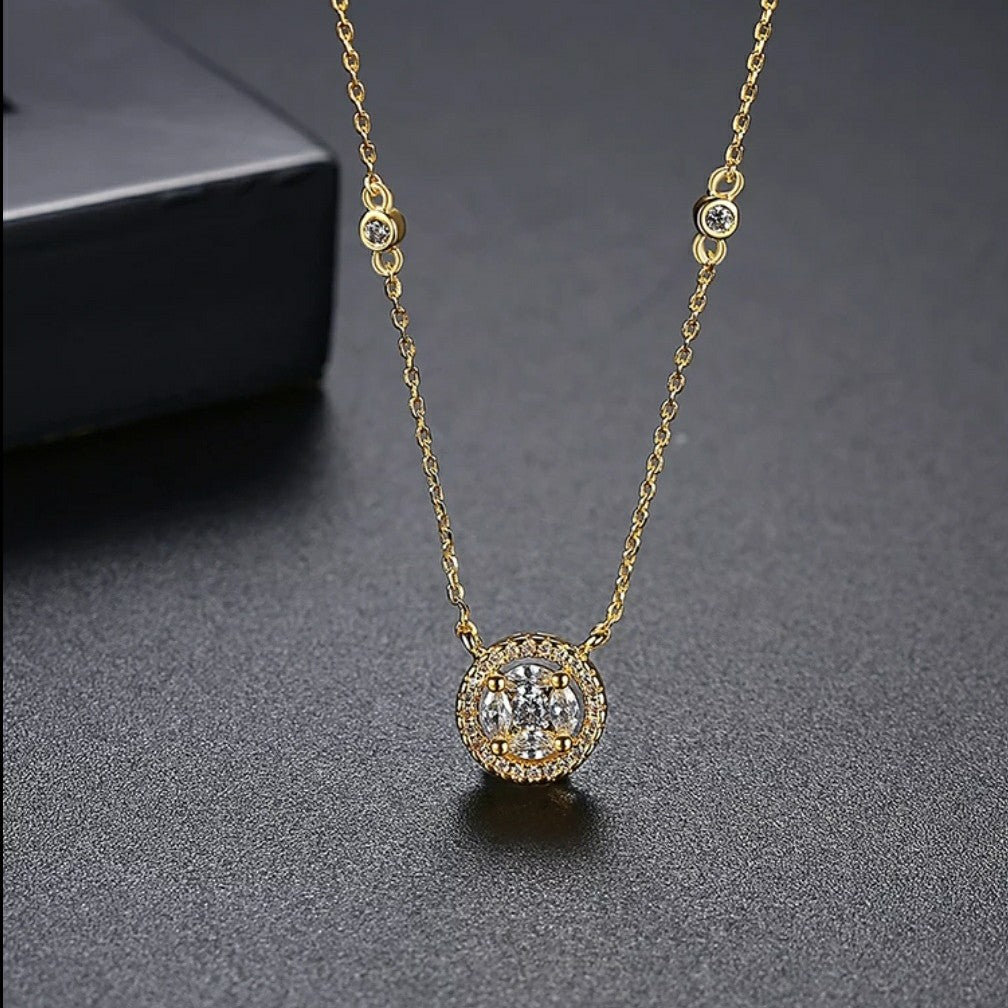 Dailywear Pendant Earring Set