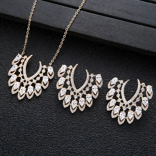 Stylish Gold Pendant Earring Set