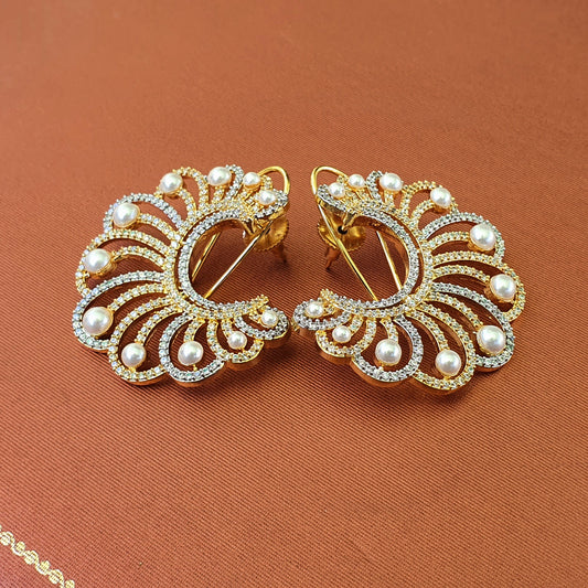 Beautiful 2 Tone Pearl Earring