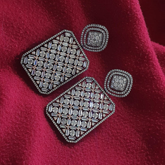 Stunning 2 tone Rectangle Earring