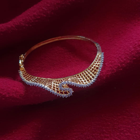 Unique Mesh Gold Bracelet