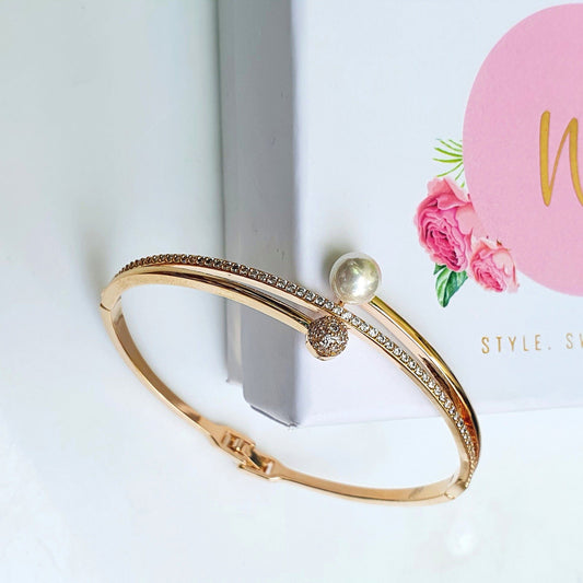 Classic Pearl Bracelet