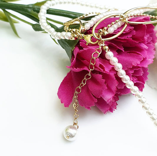 Trendy Multi Later Pearl Neckpiece