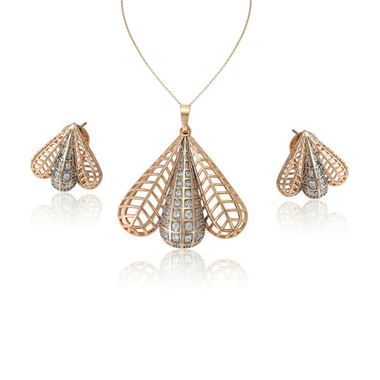 Trendy Gold Pendant Earring Set